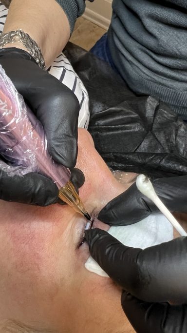 Interlashtätowierung Interlashtätowierung