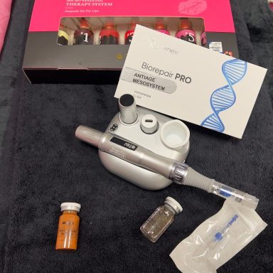 Dermapen und Materialien fĂĽr Microneedling Dermapen und Materialien fĂĽr Microneedling